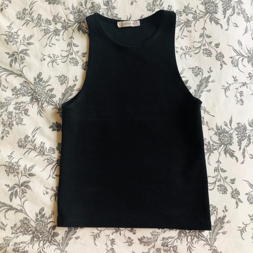 Antistar Crop Top